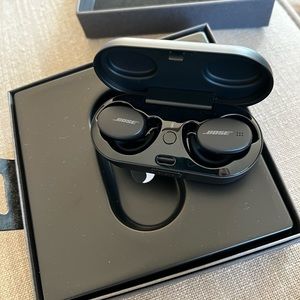 Bose Sport Ear Buds - Never used!